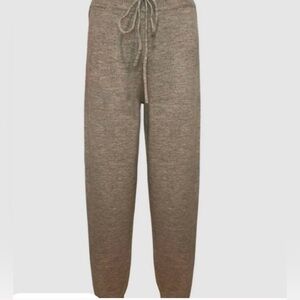 Heartloom Women’s  Heather Gray Joggers